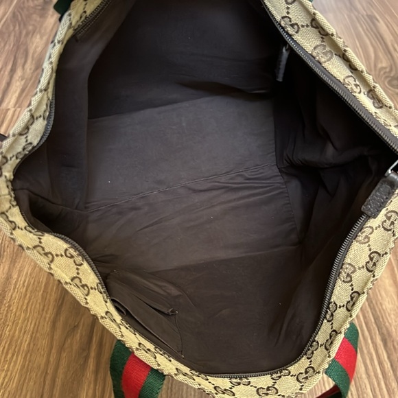 A287 - 💯 % authentic Gucci shoulder bag - Picture 14 of 16